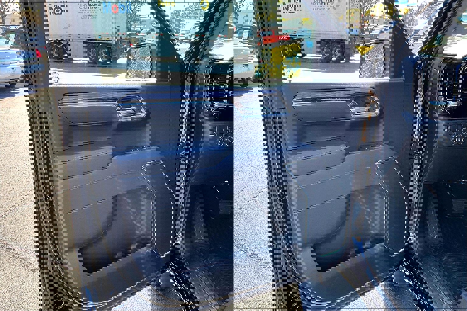 Certified 2025 Chevrolet Silverado 1500 LT image 18