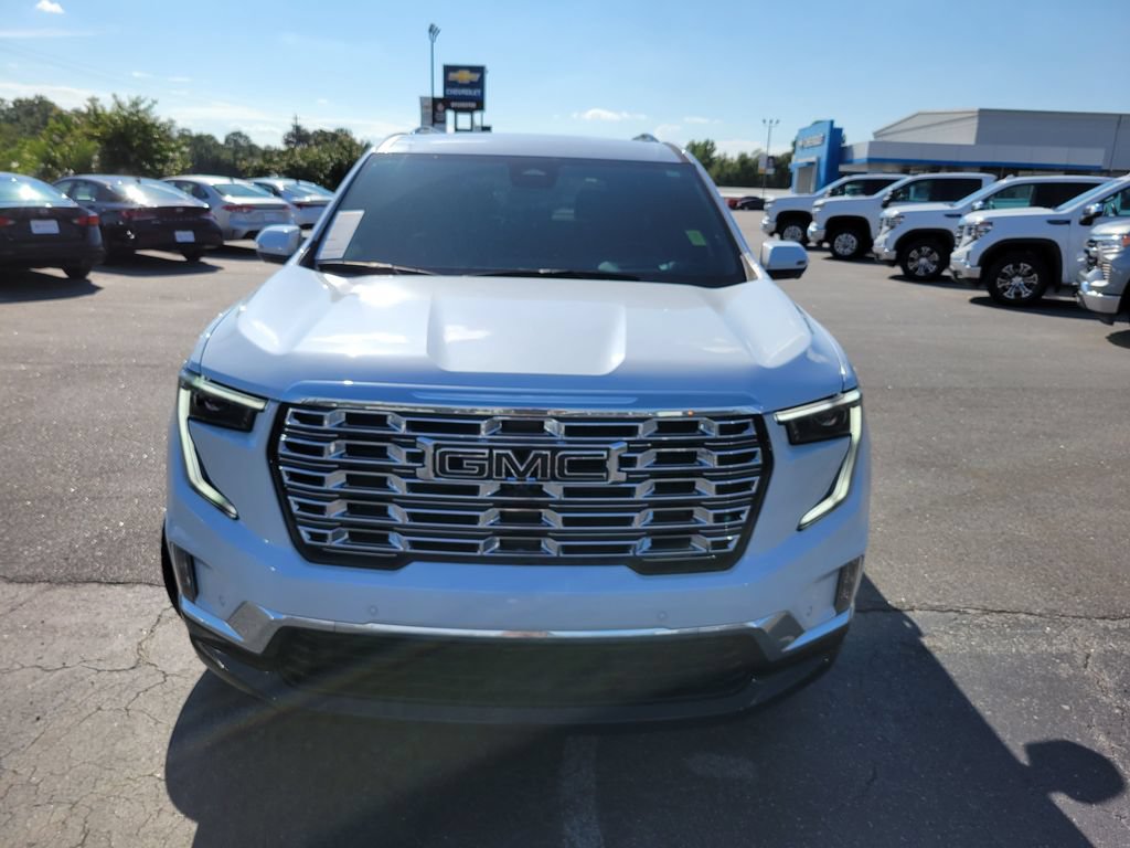 Used 2026 GMC Acadia Denali w/ Super Cruise Package FWD image 9