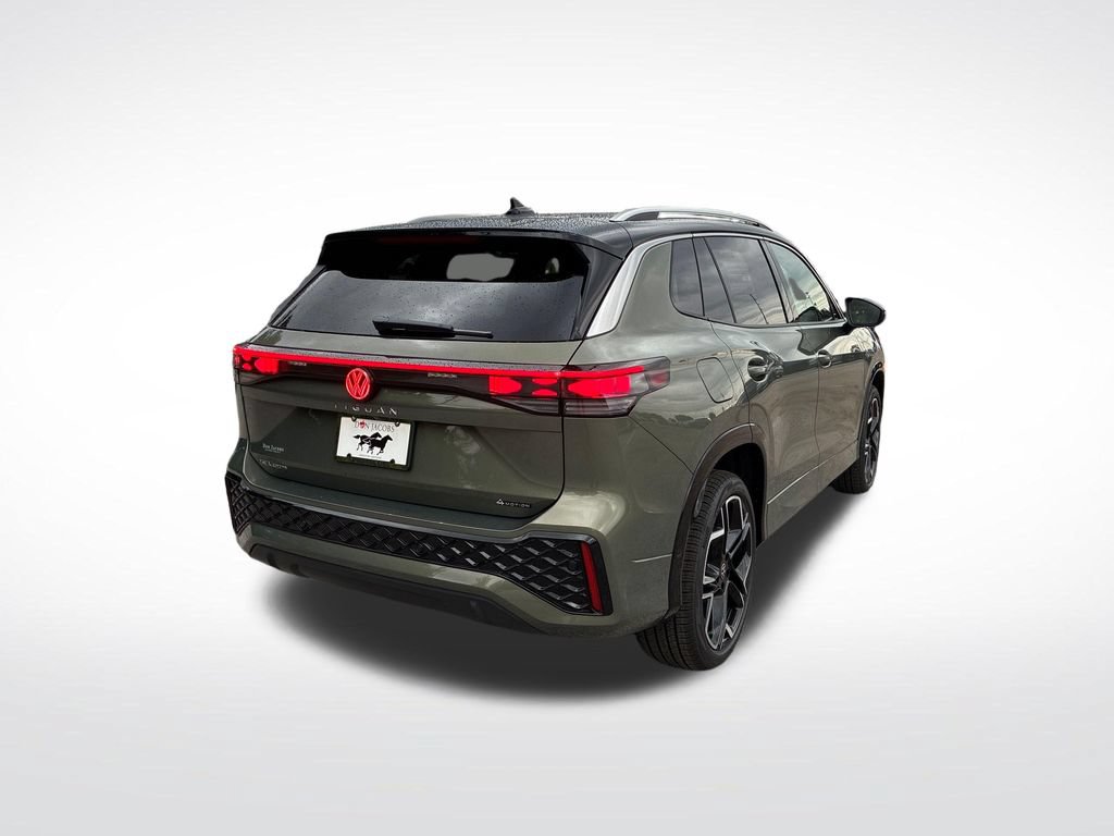 New 2026 Volkswagen Tiguan SEL R-Line AWD/4WD image 3