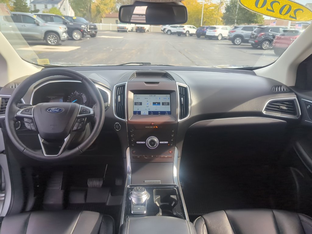 Used 2020 Ford Edge Titanium AWD/4WD image 30