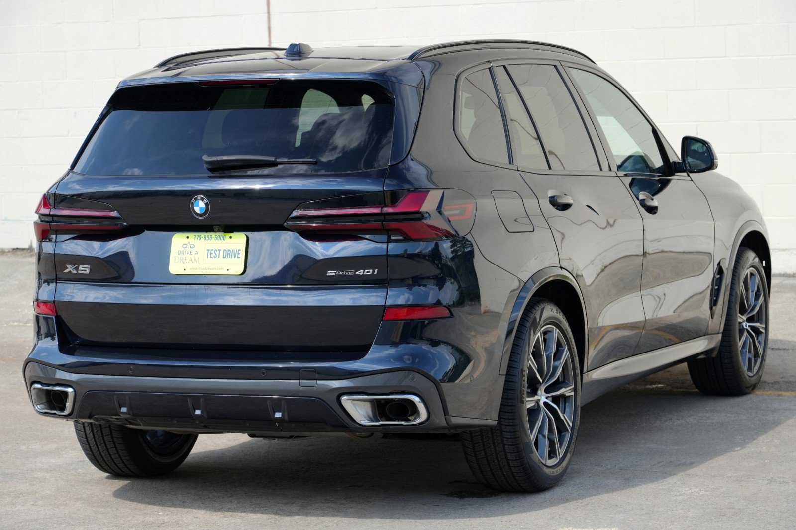 Used 2024 BMW X5 sDrive40i w/ M Sport Package RWD image 58