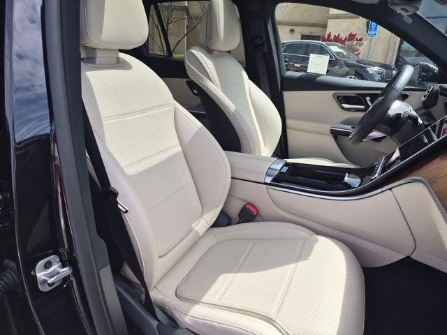 Certified 2025 Mercedes-Benz GLC 350e 4MATIC image 23