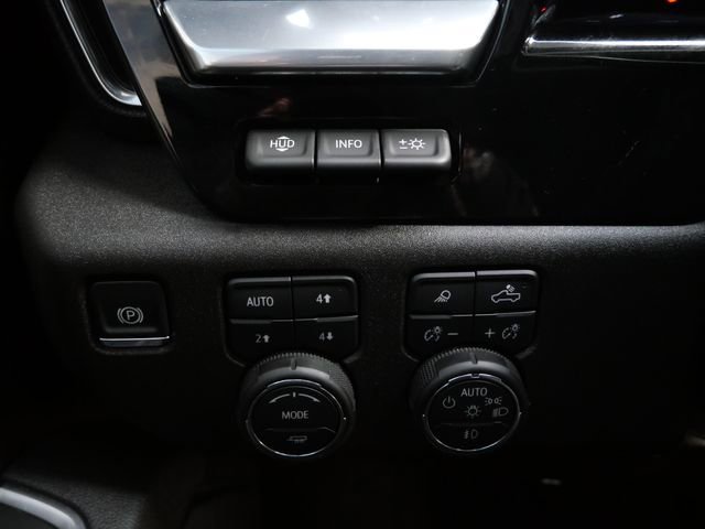 Used 2025 Chevrolet Silverado 2500 LTZ w/ LTZ Premium Package AWD/4WD image 14