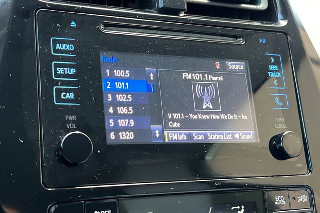 Used 2017 Toyota Prius Four FWD image 20