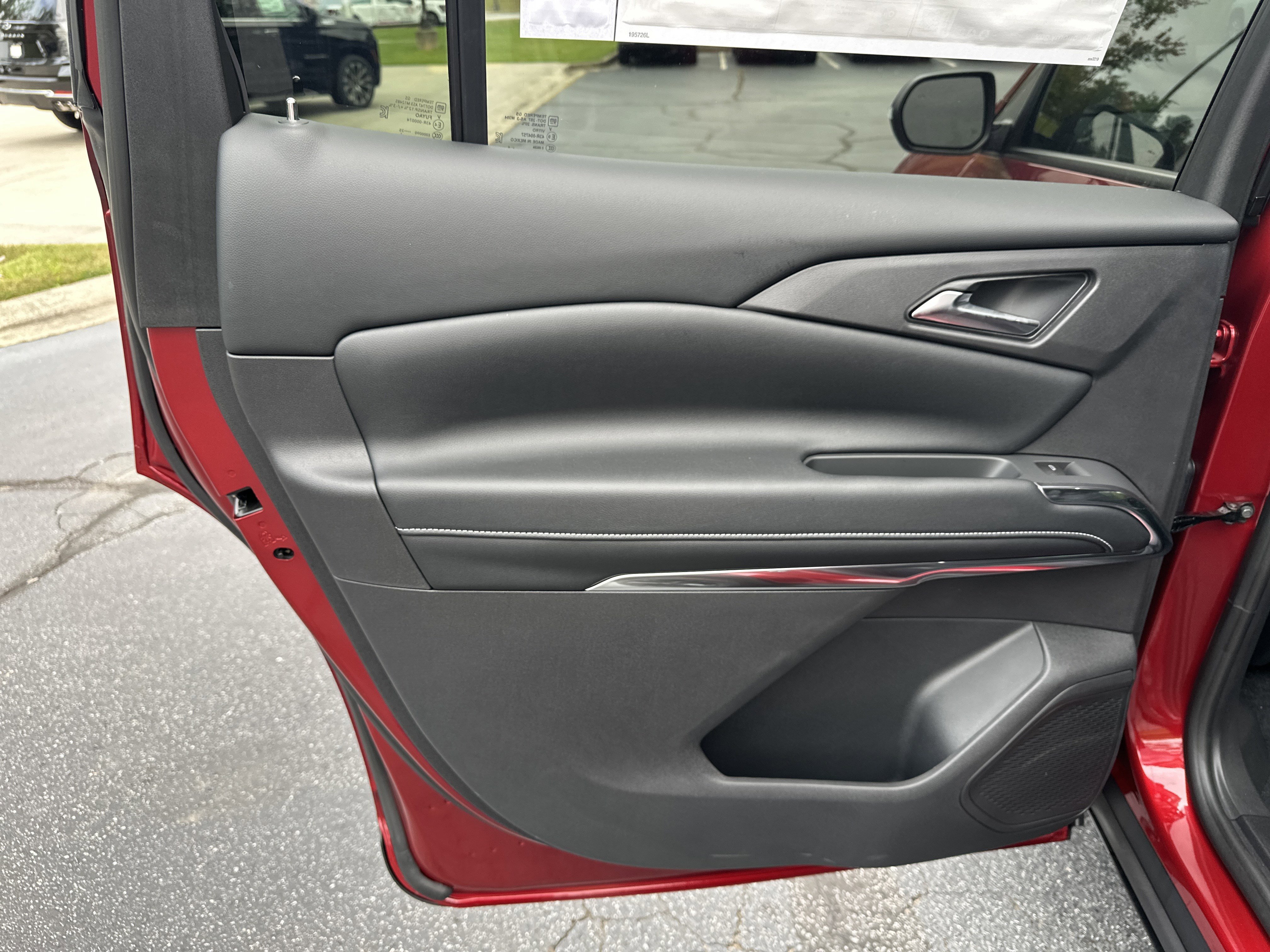 New 2026 Chevrolet Traverse LT image 20