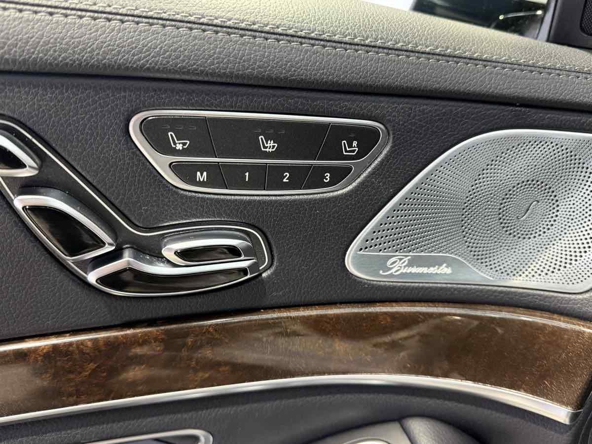Used 2019 Mercedes-Benz S 450 4MATIC Sedan w/ Premium Package image 44