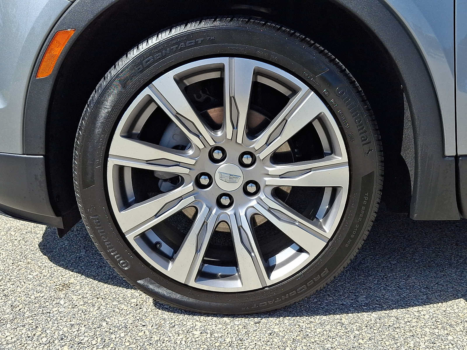 Certified 2023 Cadillac XT4 Premium Luxury AWD/4WD image 10
