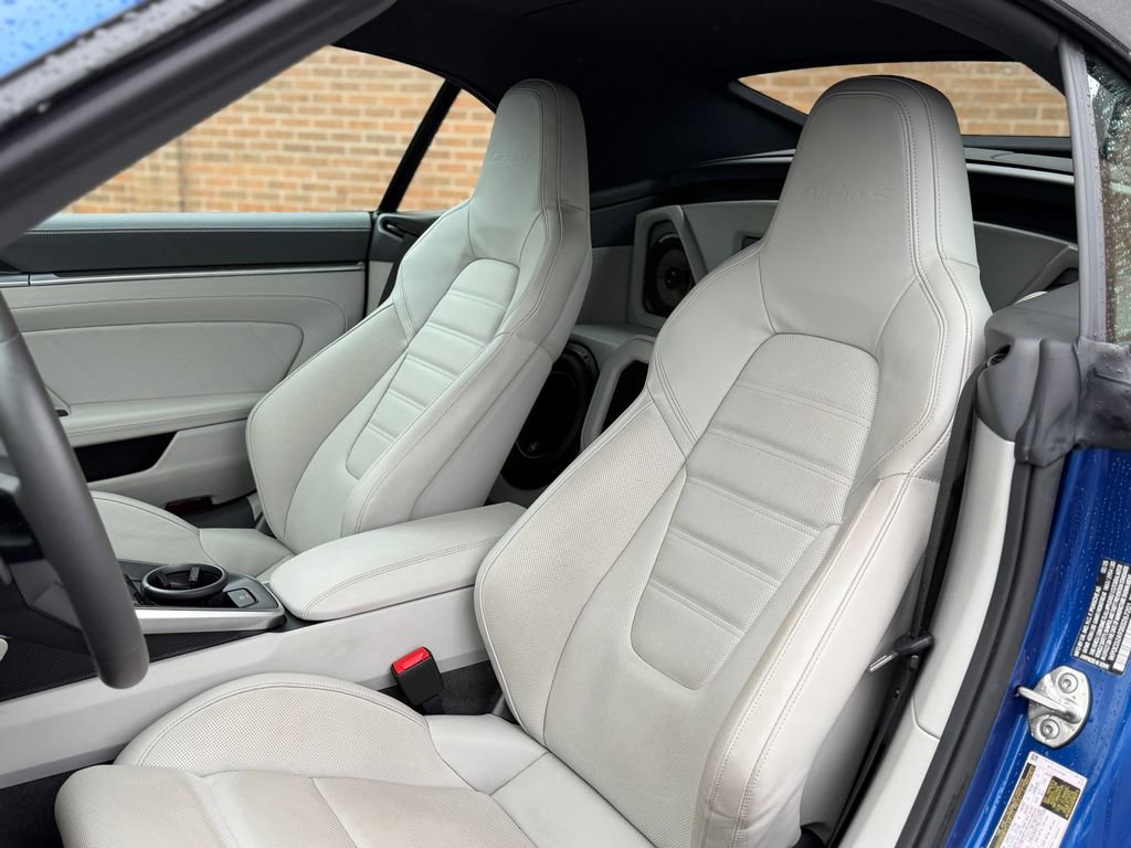 Used 2025 Porsche 911 Turbo S image 6