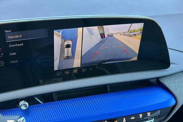 New 2027 Cadillac Optiq Luxury RWD image 22