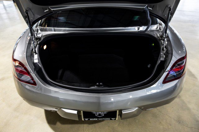 Used 2011 Mercedes-Benz SLS AMG Coupe image 33