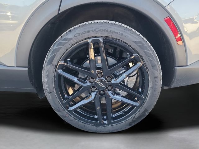 New 2026 Chevrolet Equinox EV LT image 9