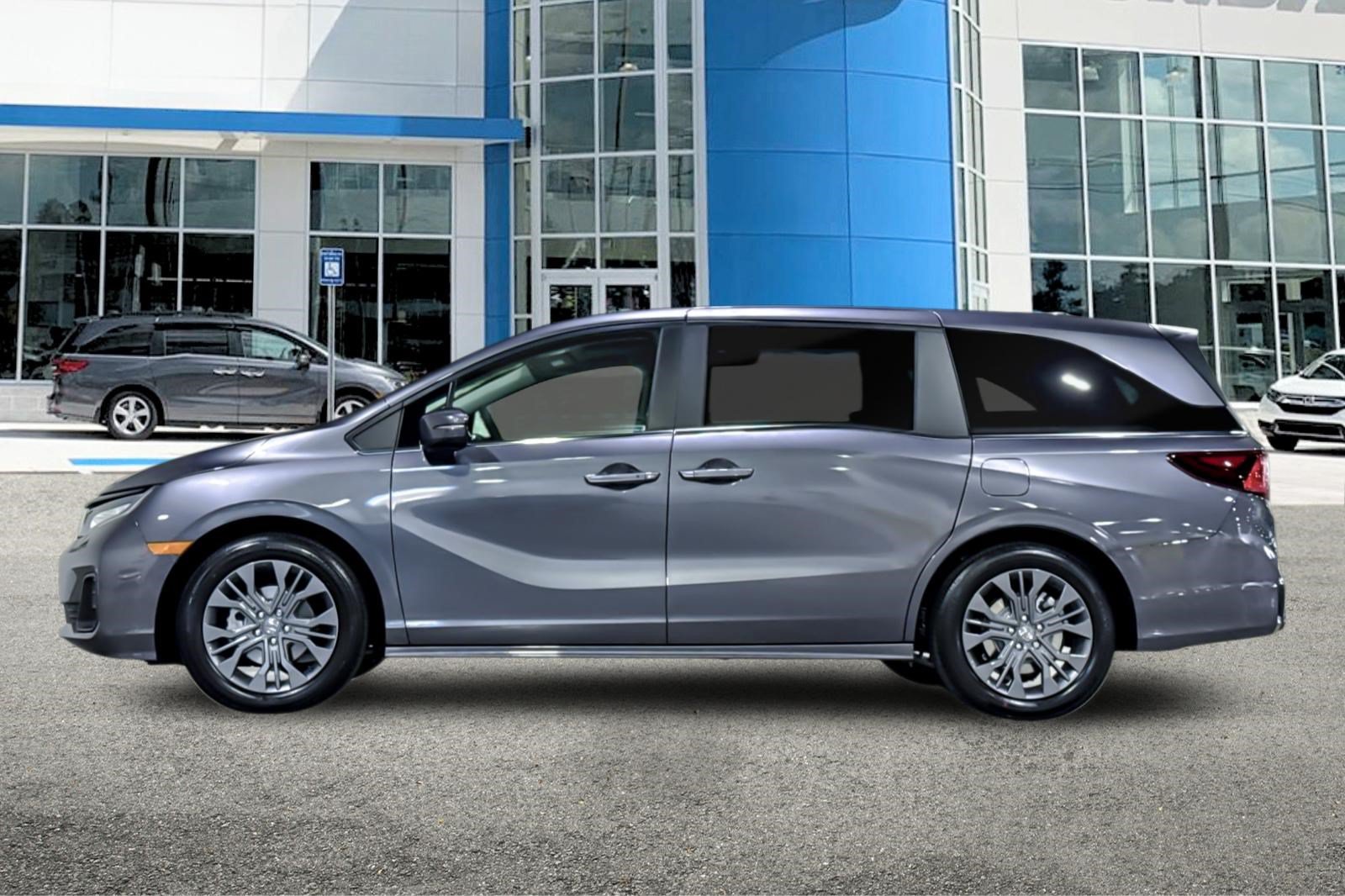 New 2026 Honda Odyssey Touring image 2