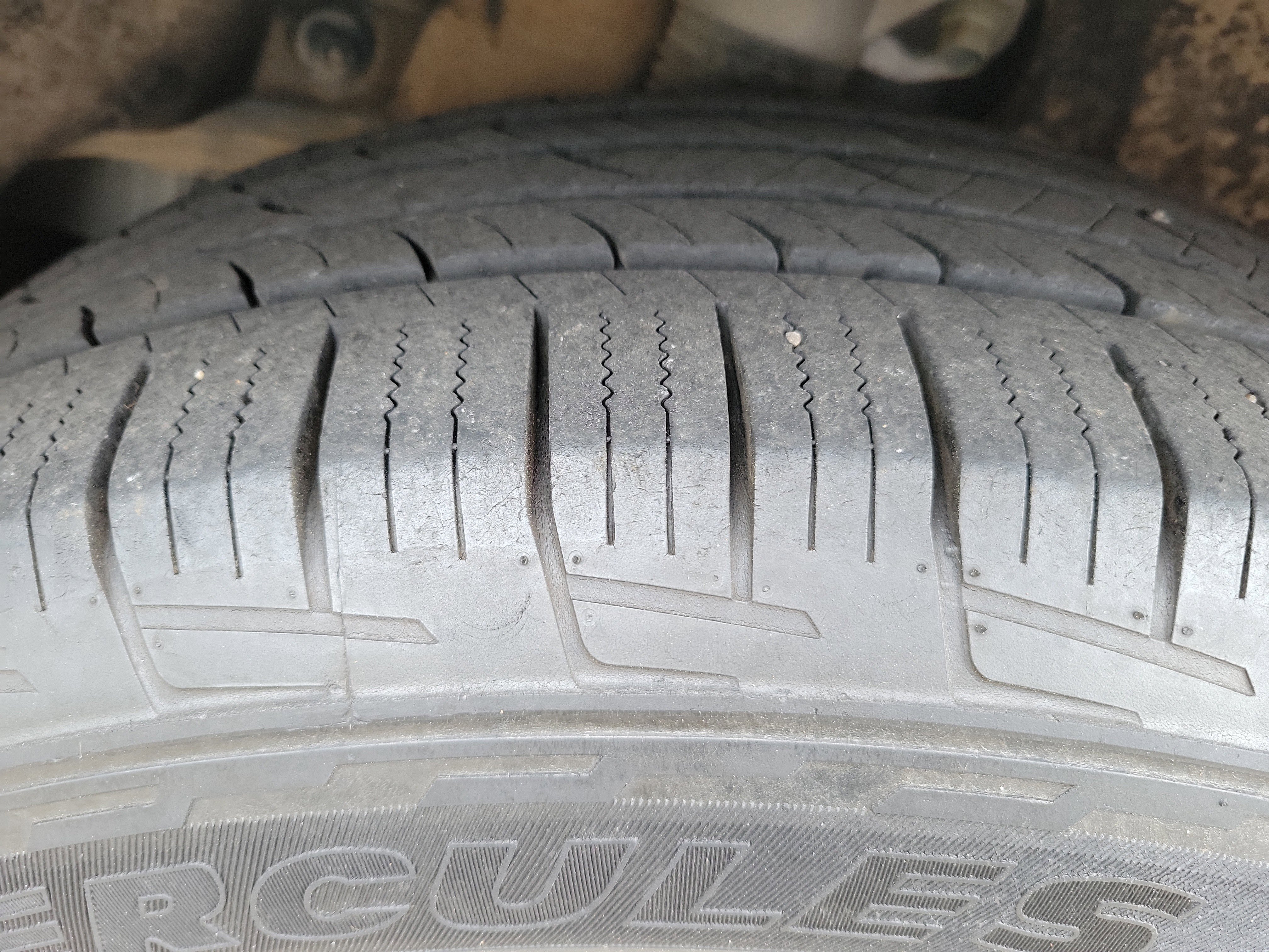 Used 2020 Kia Sorento LX image 27