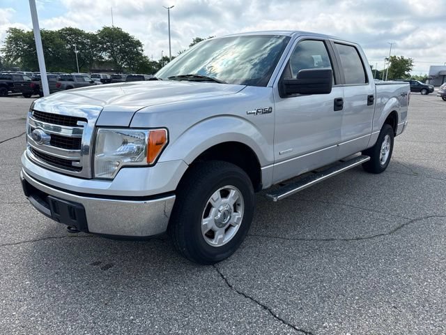 Used 2013 Ford F150 XLT AWD/4WD image 2