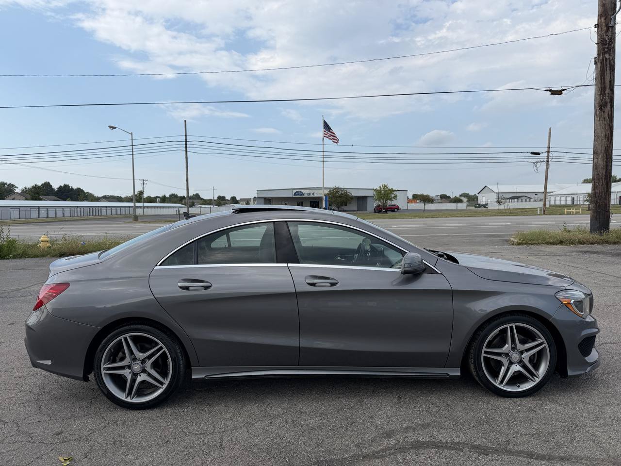 Used 2015 Mercedes-Benz CLA 250 image 9
