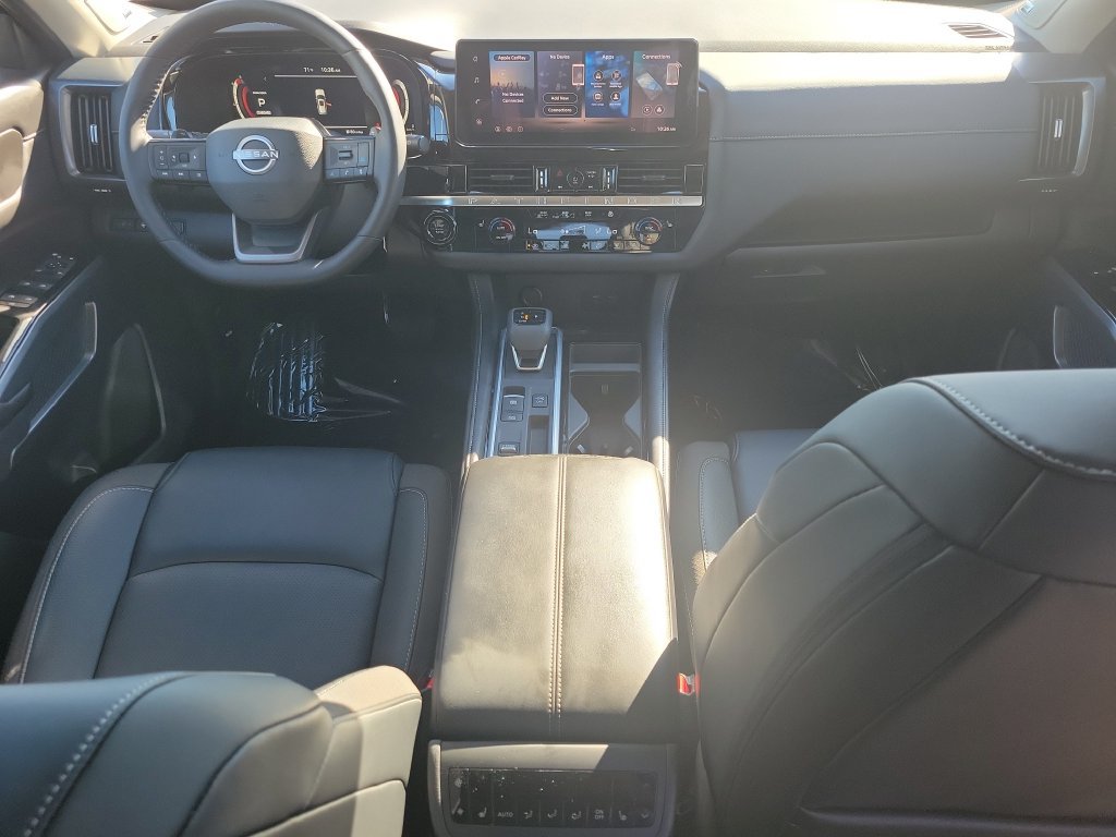 Used 2026 Nissan Pathfinder SL w/ SL Premium Package FWD image 12