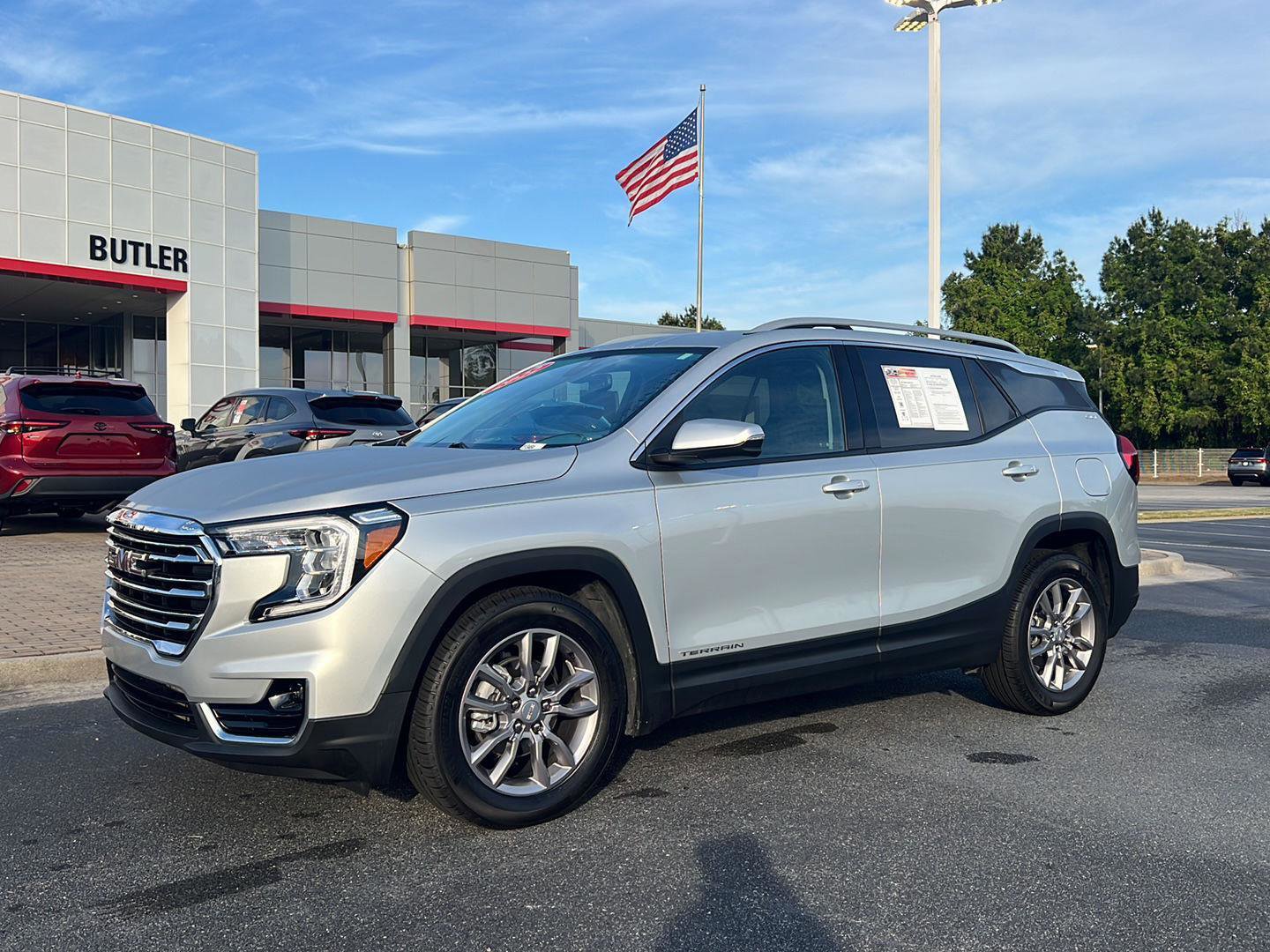 Used 2022 GMC Terrain SLT