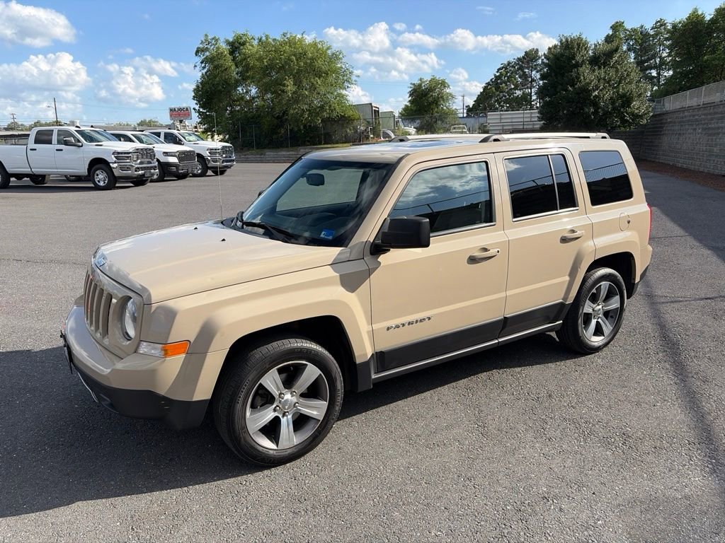 Used 2017 Jeep Patriot High Altitude FWD image 6