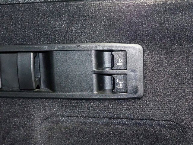 Used 2024 BMW iX xDrive50 w/ Sport Package image 65