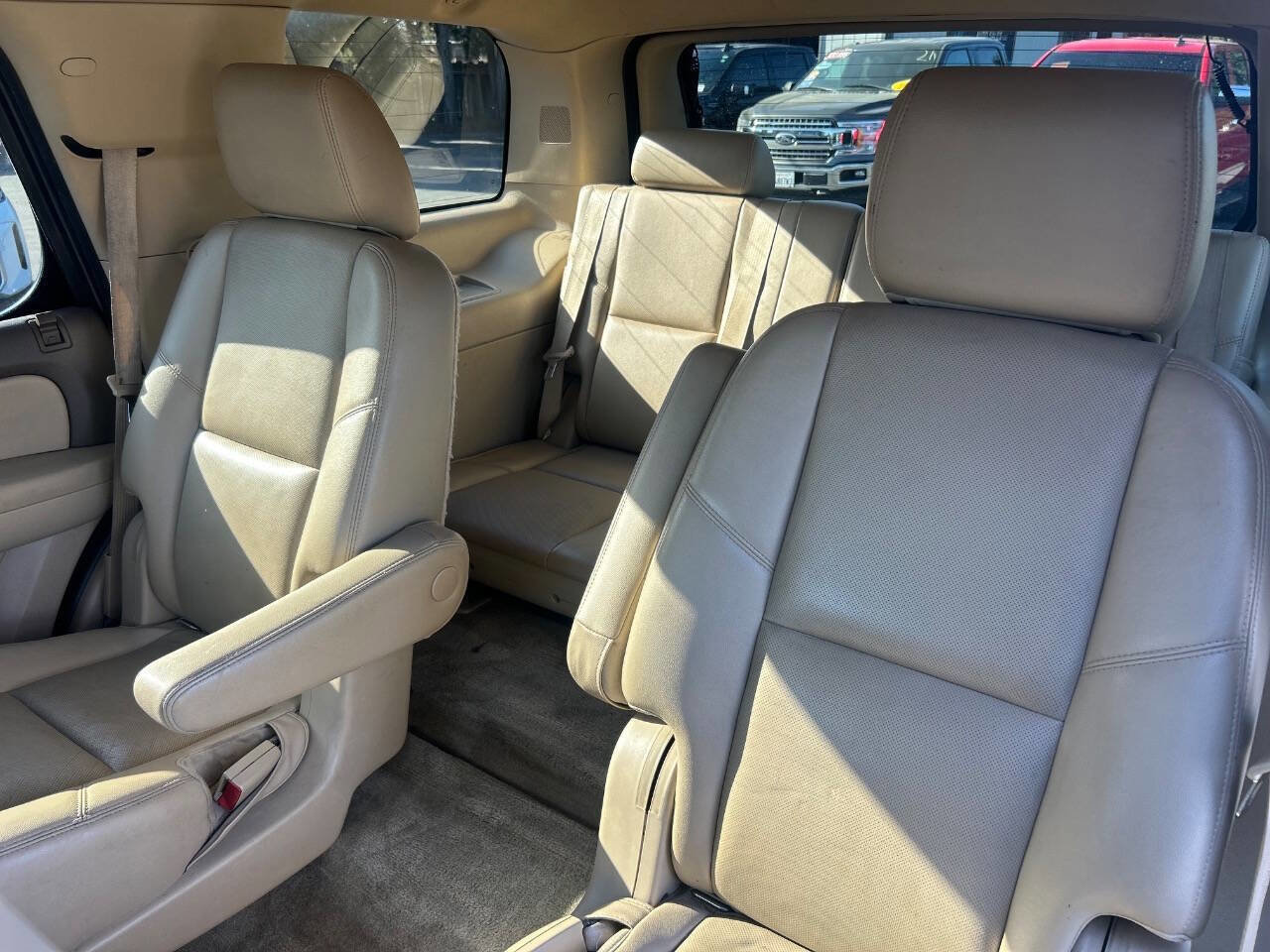 Used 2012 Chevrolet Tahoe LTZ image 21
