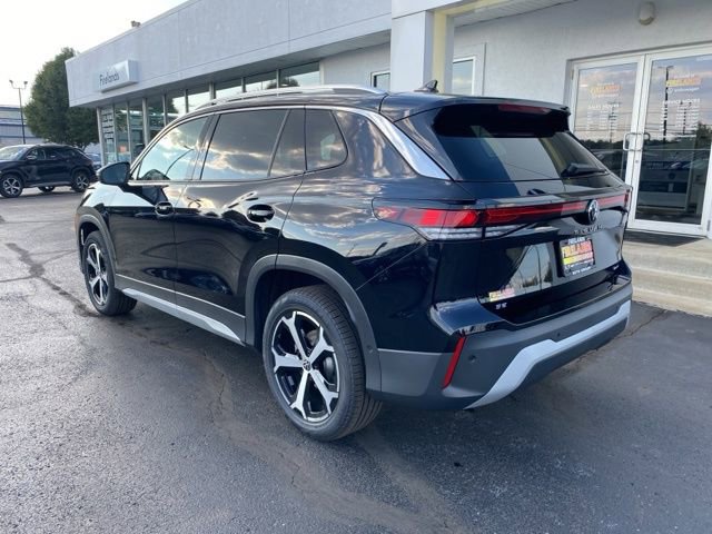 New 2025 Volkswagen Tiguan SE image 11