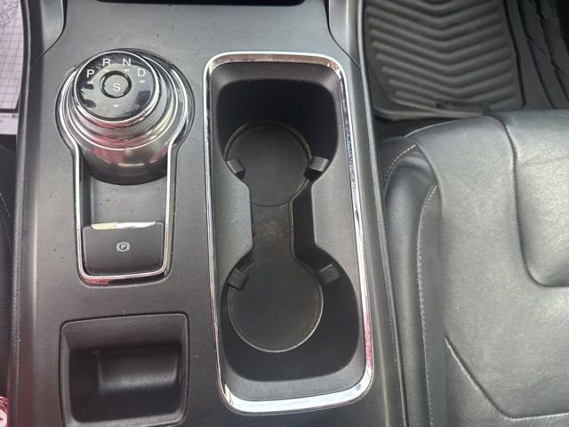 Used 2020 Ford Fusion Titanium AWD/4WD image 21