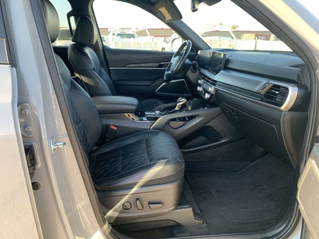 Used 2023 Kia Telluride EX X-Line AWD/4WD image 26