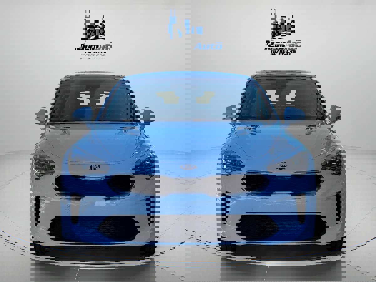 Used 2018 Kia Stinger Premium image 12