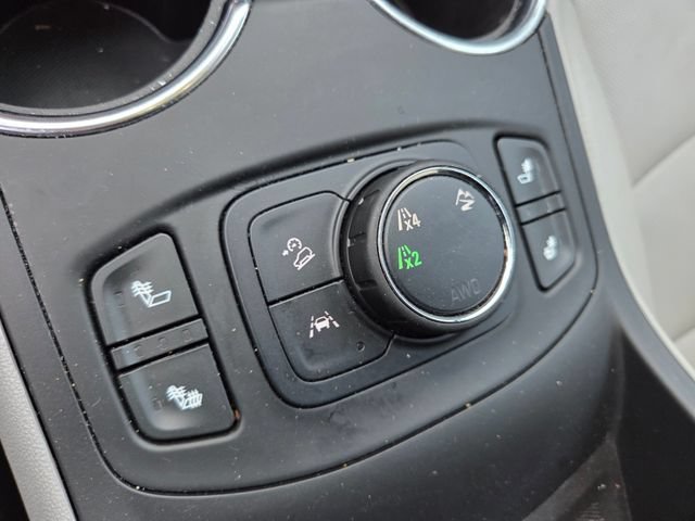 Used 2024 GMC Terrain SLT AWD/4WD image 17