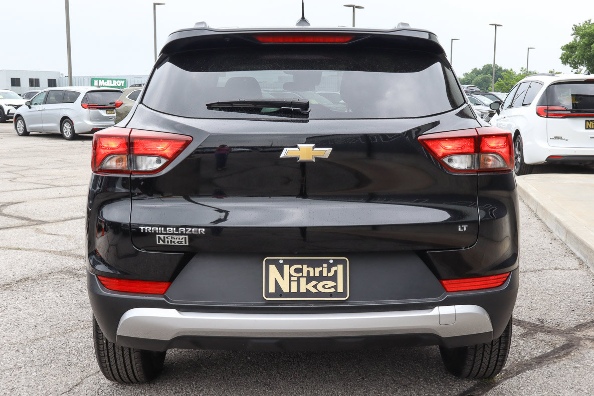 Used 2025 Chevrolet TrailBlazer LT FWD image 5
