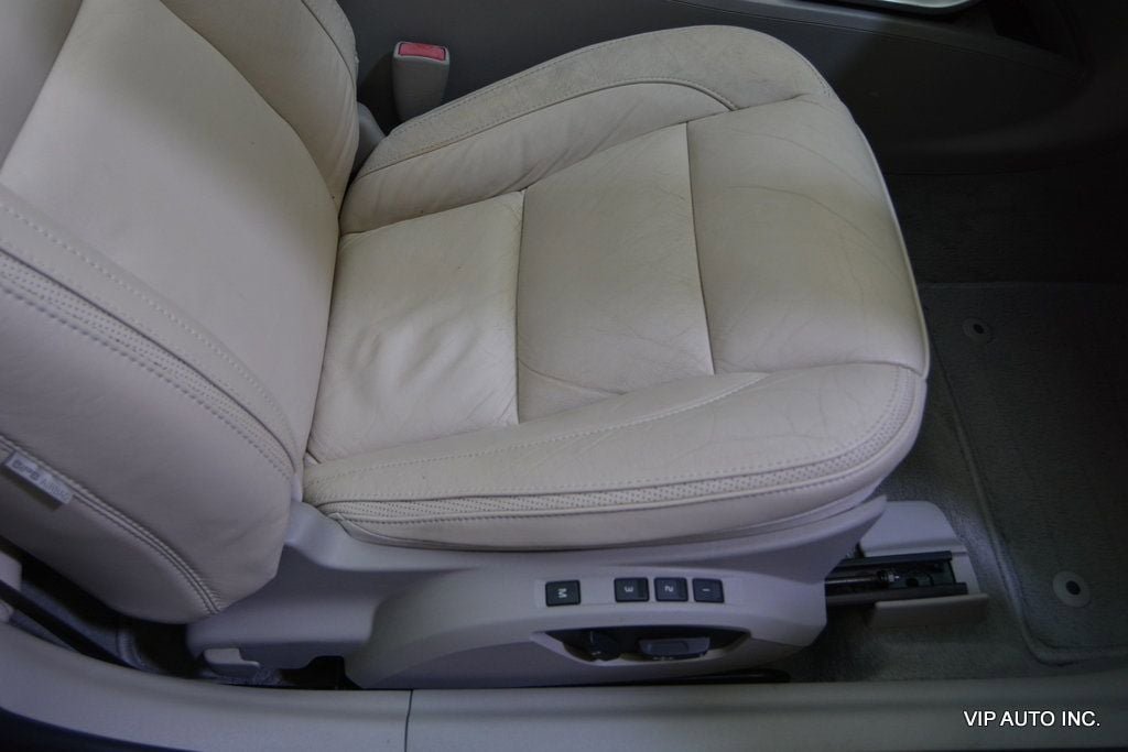 Used 2011 Volvo C70 T5 w/ Convenience Pkg FWD image 21