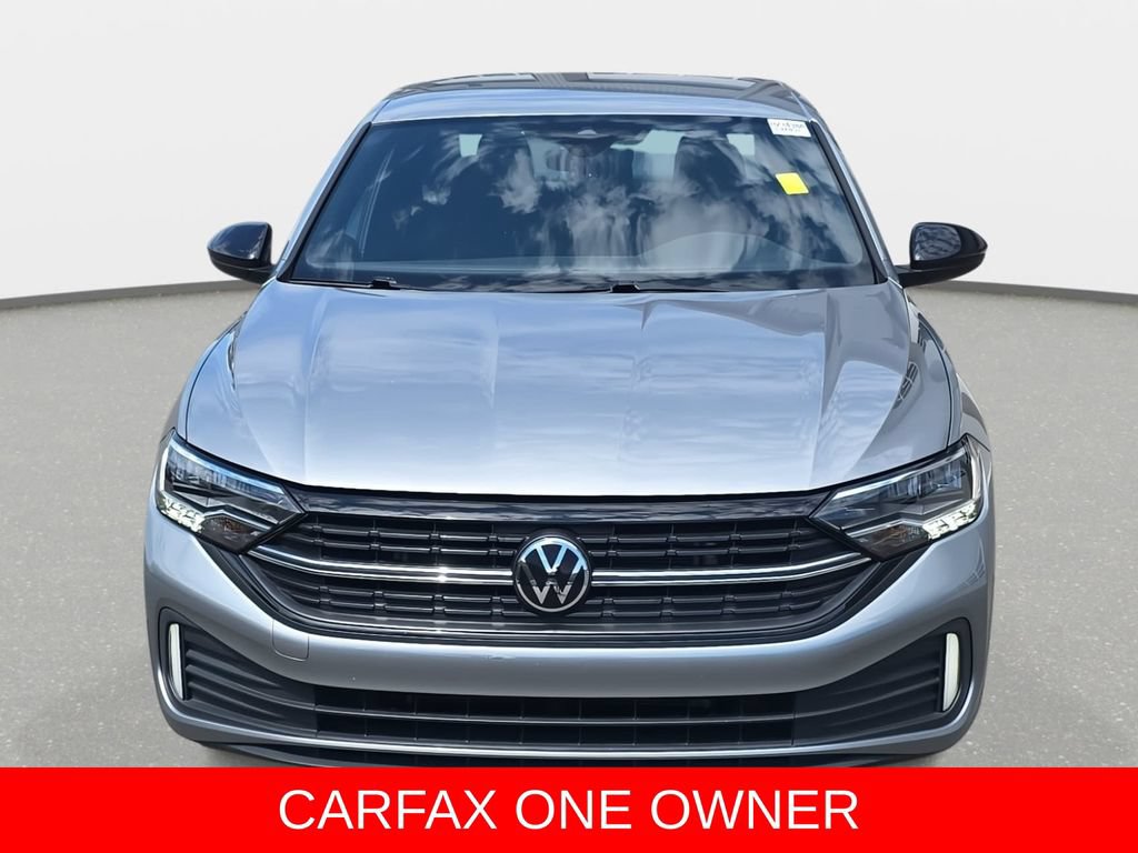 Used 2024 Volkswagen Jetta Sport FWD image 2