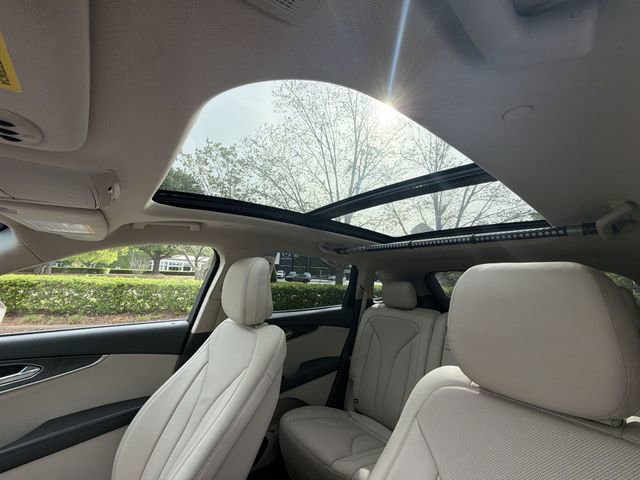 Used 2020 Lincoln Nautilus Reserve image 22