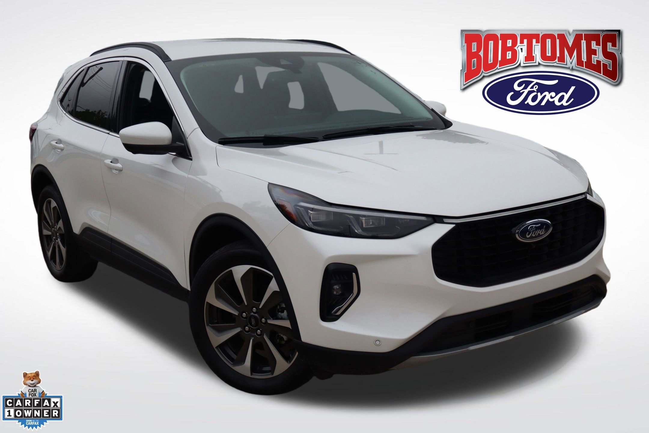 Used 2023 Ford Escape Platinum AWD/4WD image 1