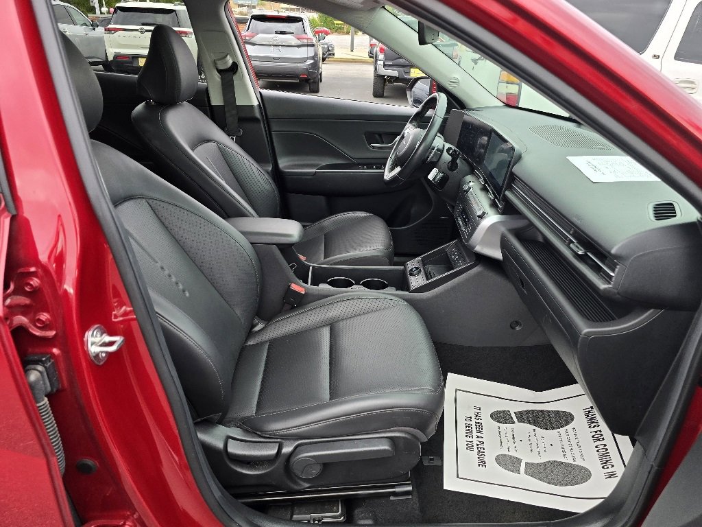 Used 2024 Hyundai Kona Limited image 14