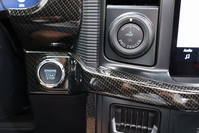 New 2025 Ford F150 Lariat w/ Equipment Group 502A High image 37