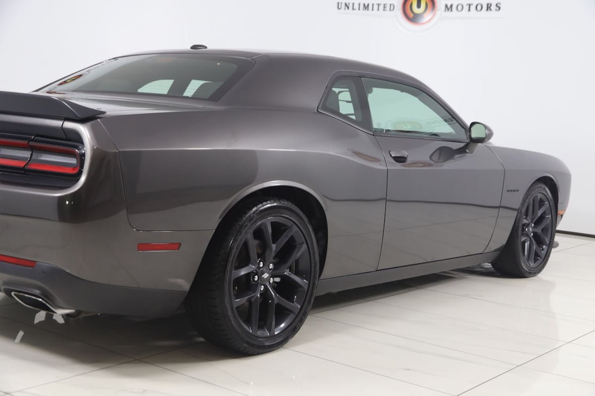 Used 2022 Dodge Challenger R/T w/ Blacktop Package RWD image 45