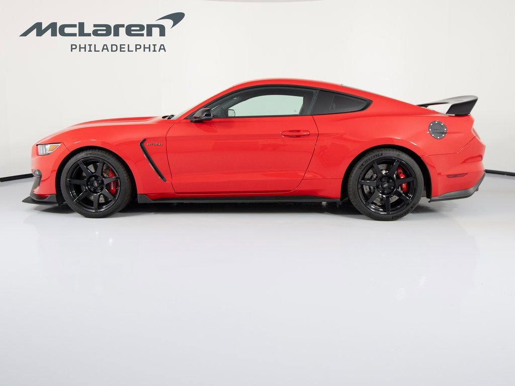 Used 2017 Ford Mustang Shelby GT350R image 8