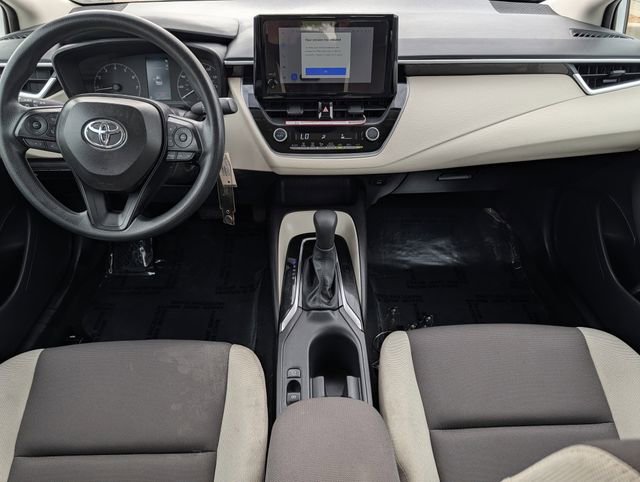 Used 2025 Toyota Corolla LE image 11