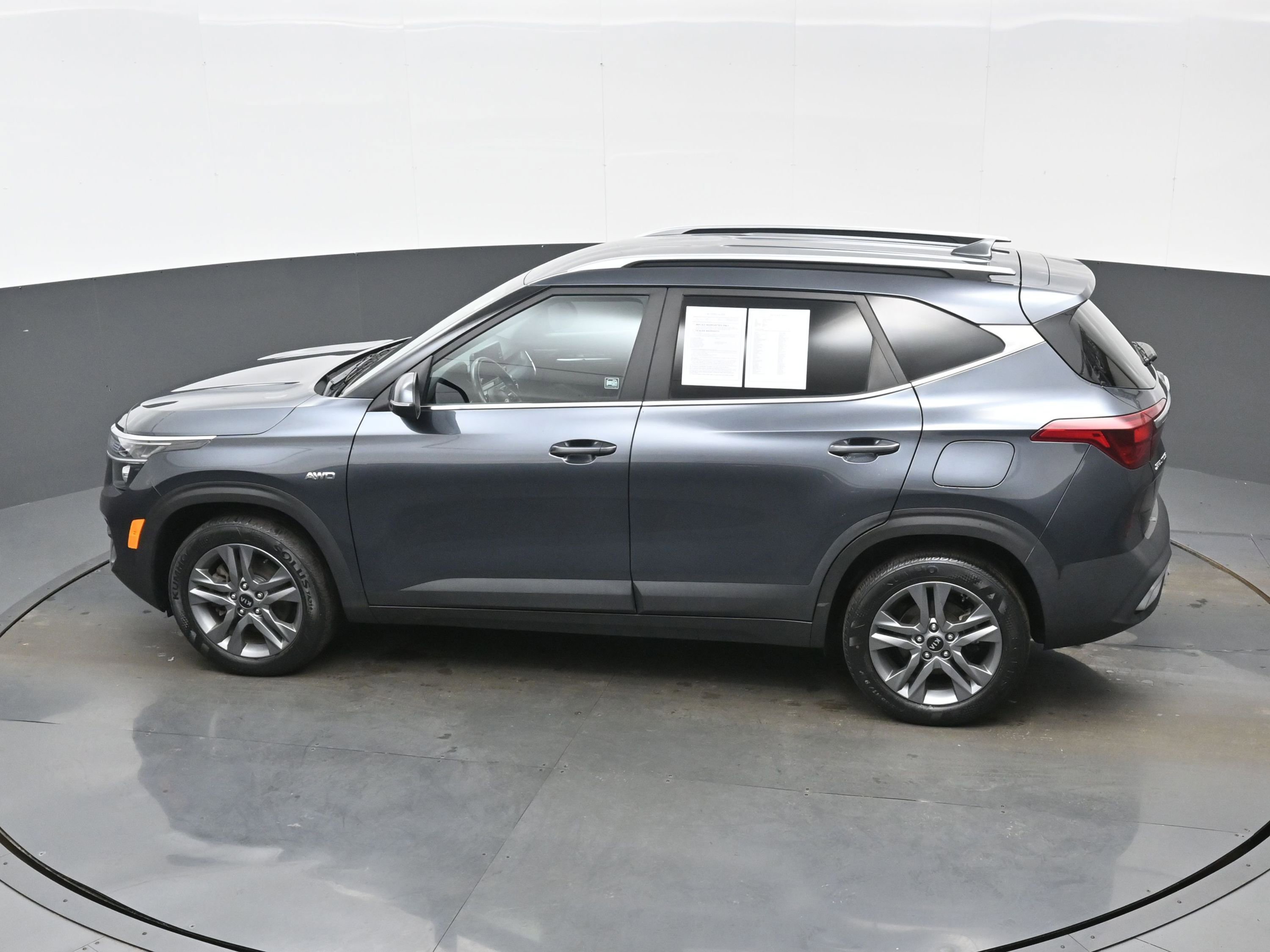 Used 2021 Kia Seltos S image 34