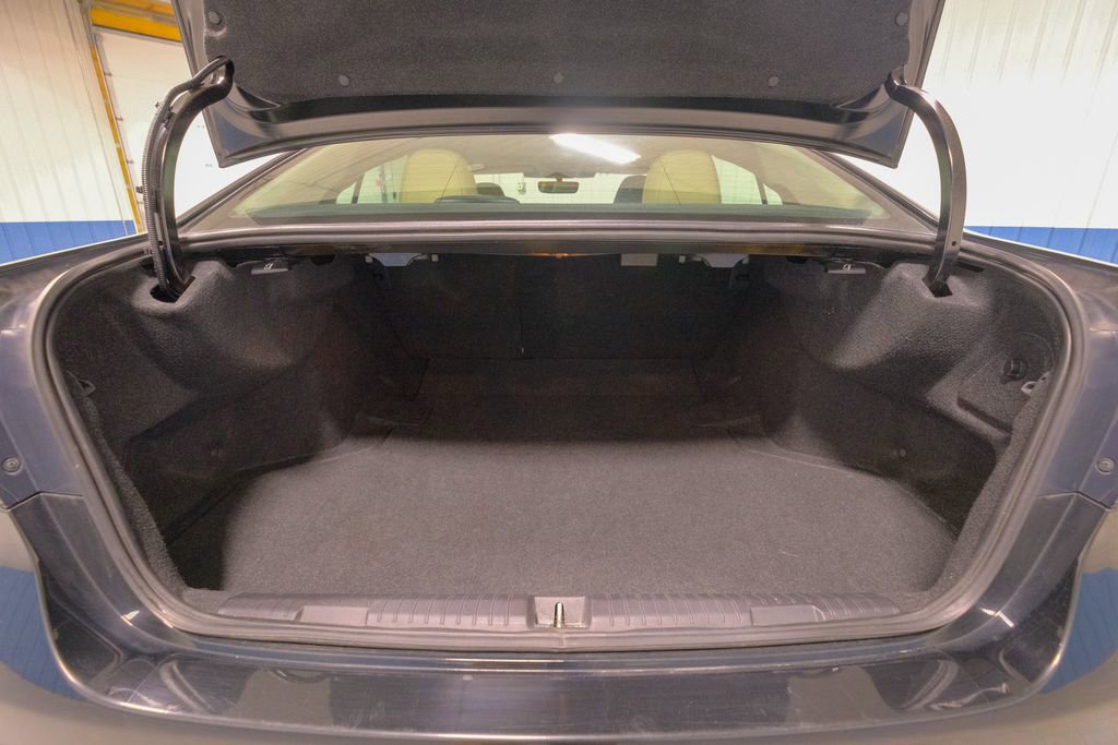 Used 2024 Subaru Legacy Limited image 23