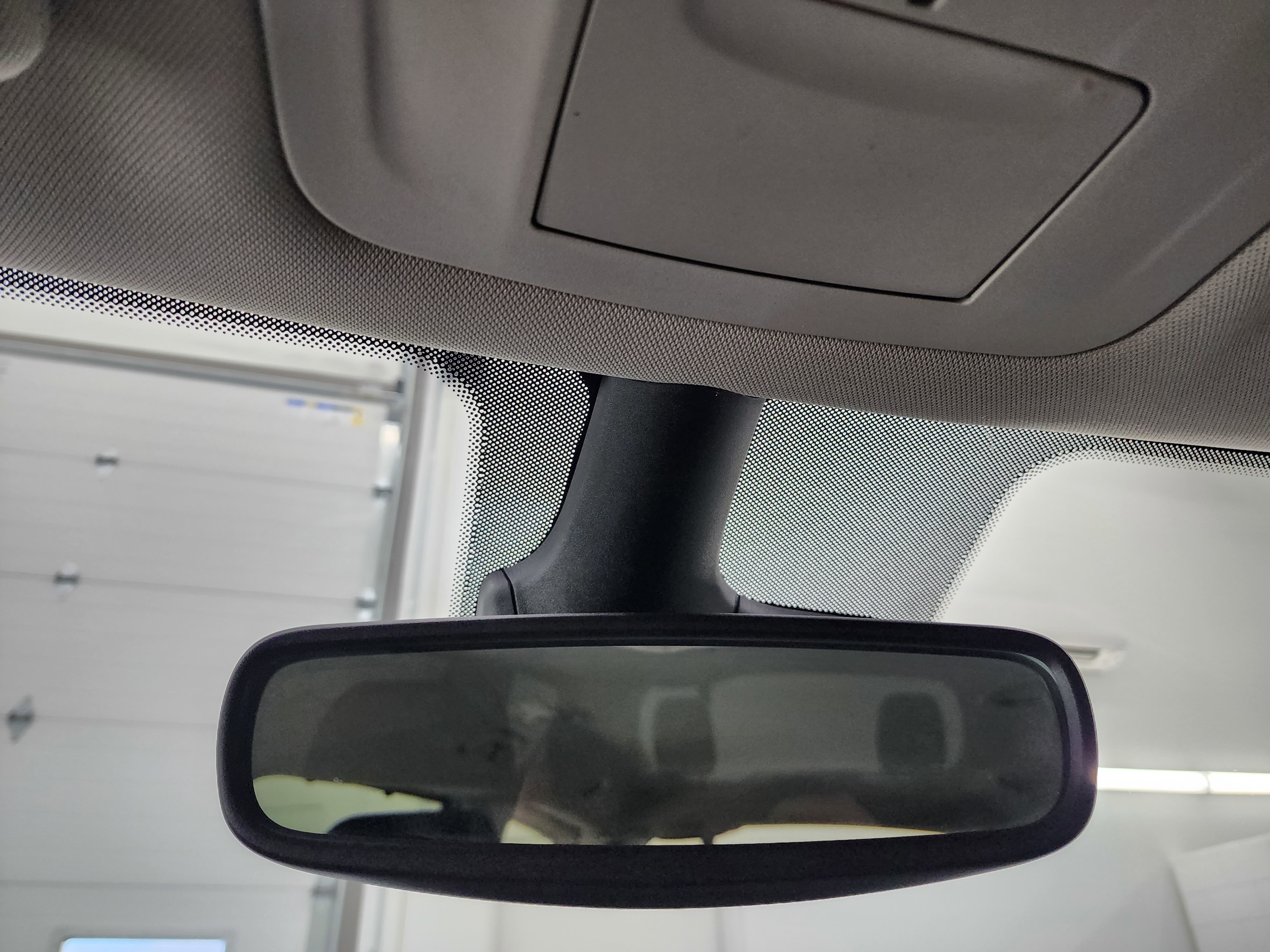 Used 2024 Chrysler Pacifica Touring-L image 61