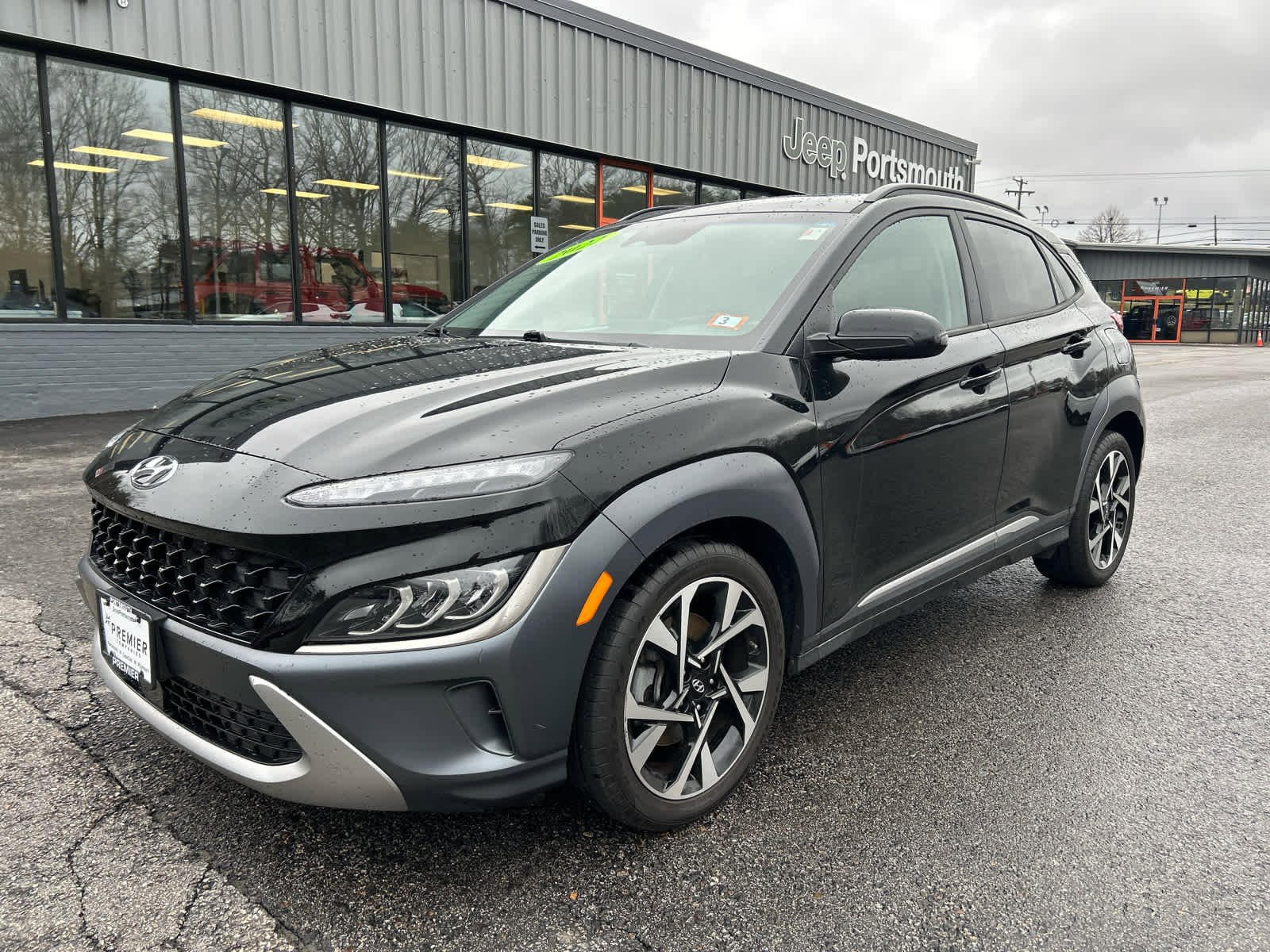 Used 2022 Hyundai Kona Limited image 9