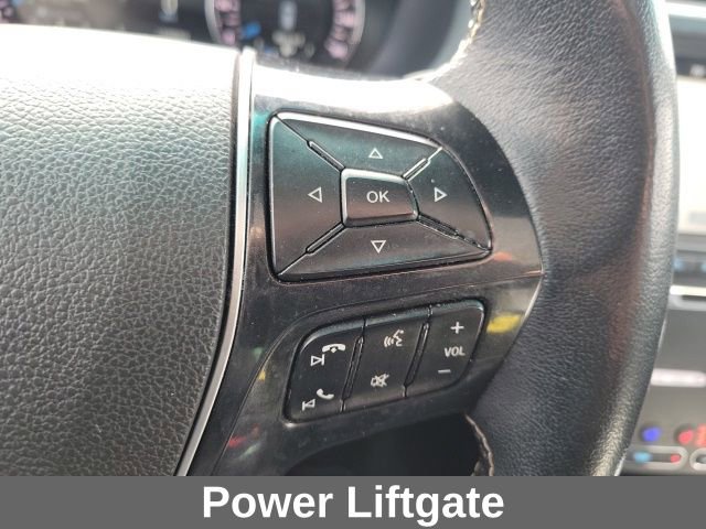 Used 2017 Ford Explorer Platinum image 10