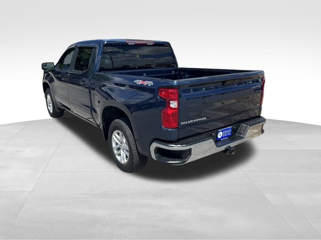 Used 2021 Chevrolet Silverado 1500 LT AWD/4WD image 4