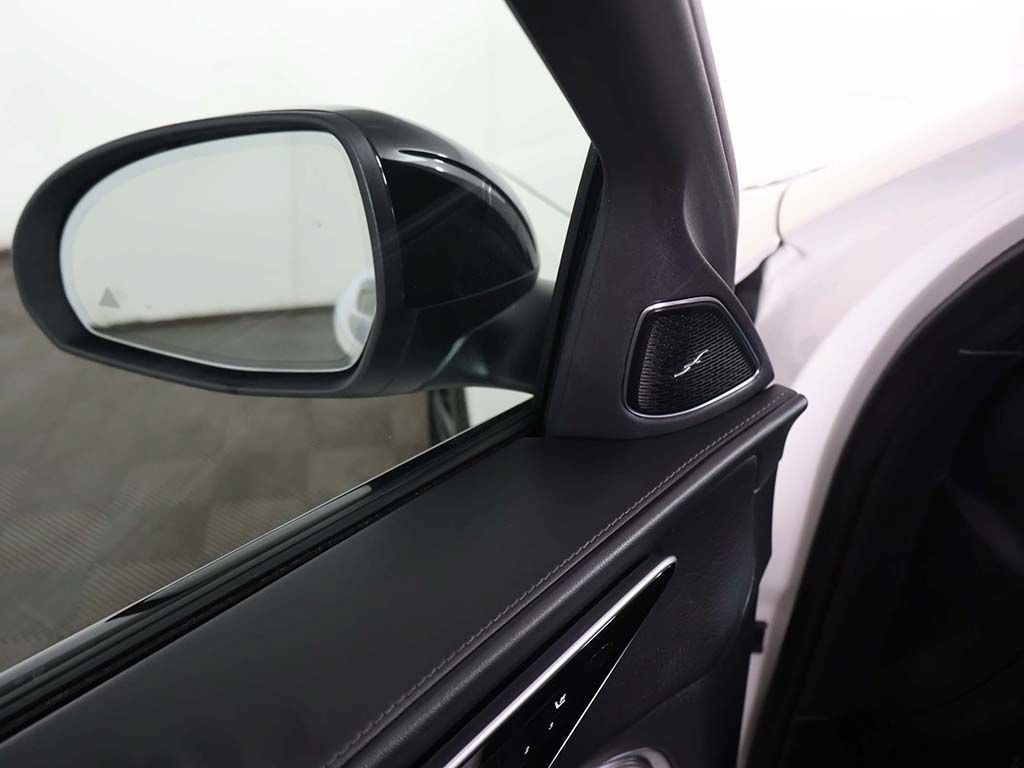 Used 2023 Mercedes-Benz C 300 4MATIC Sedan image 37