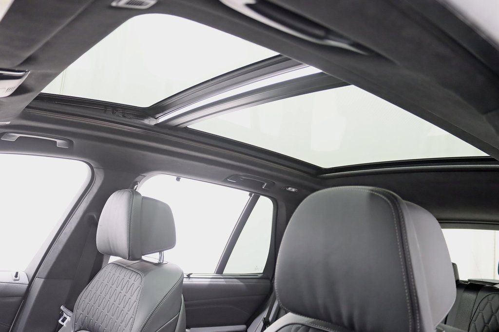 Used 2022 BMW X5 xDrive40i w/ M Sport Package image 36