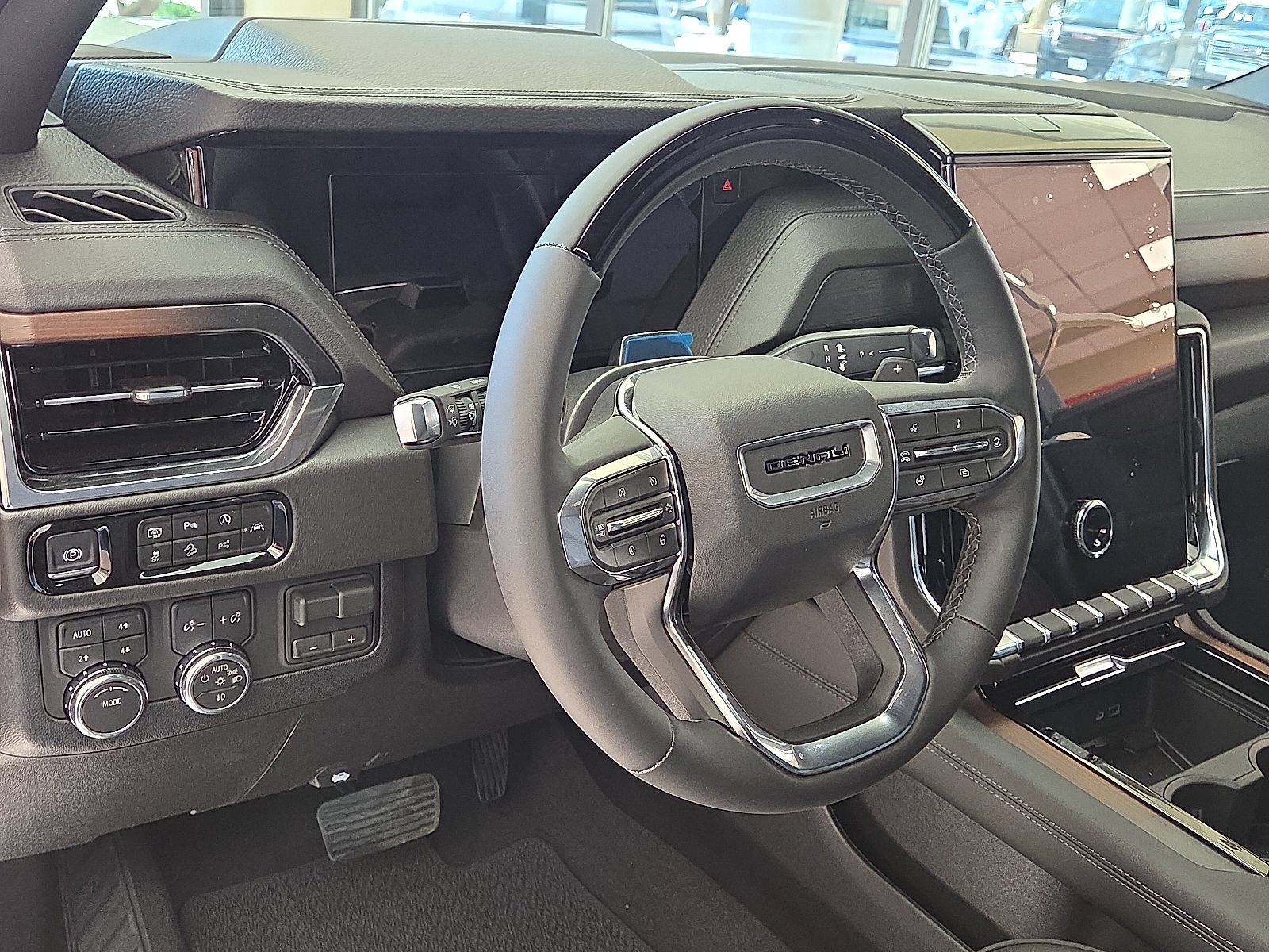 New 2026 GMC Yukon XL Denali w/ Advanced Technology Package AWD/4WD image 15
