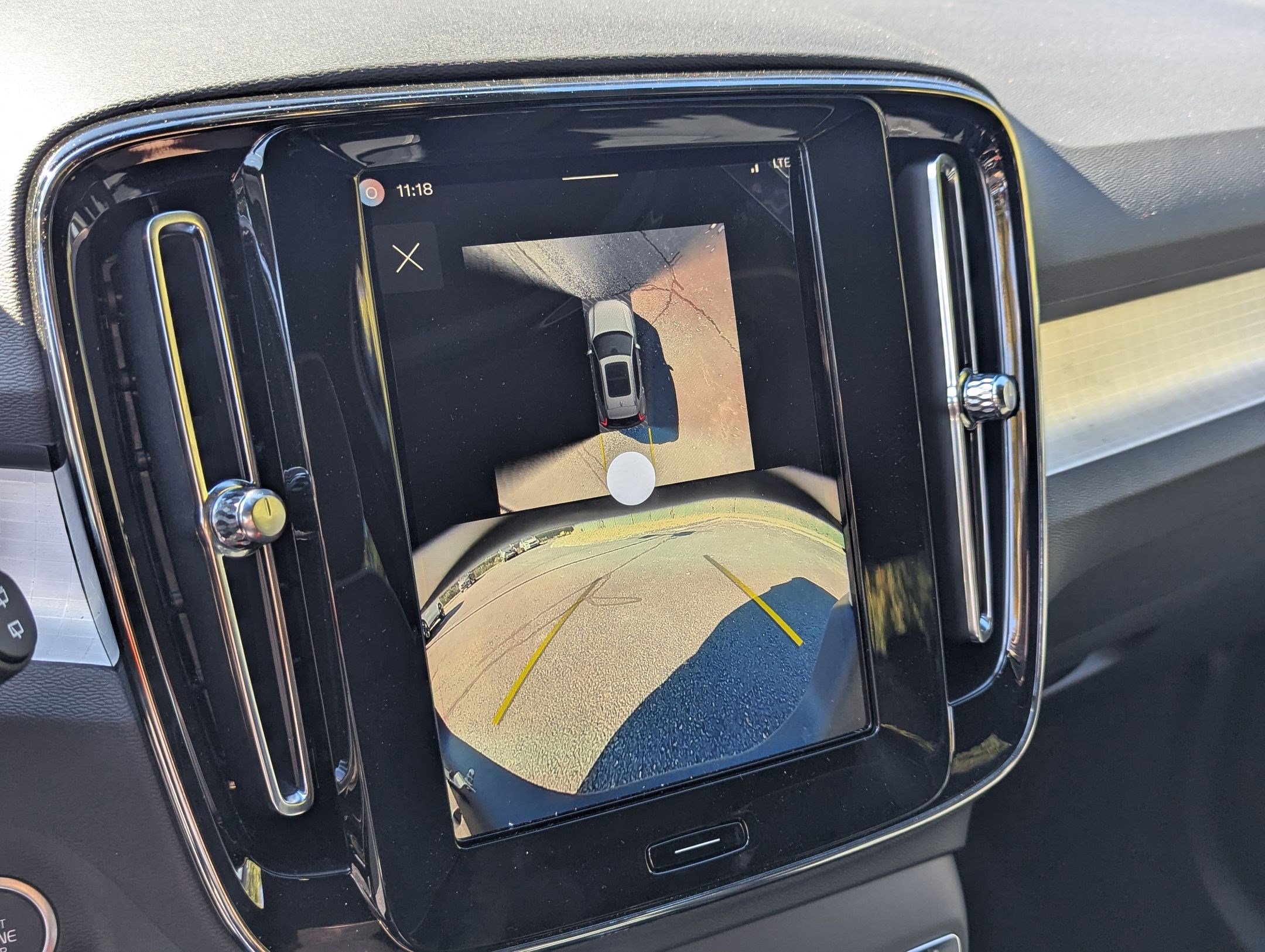 New 2026 Volvo XC40 B5 Ultra w/ Protection Package Premier image 16