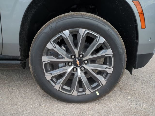 New 2026 Chevrolet Suburban High Country image 10